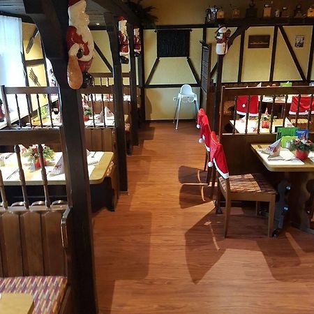 Hotel-Restaurant Zum Knurrhahn 沃斯拉普 外观 照片
