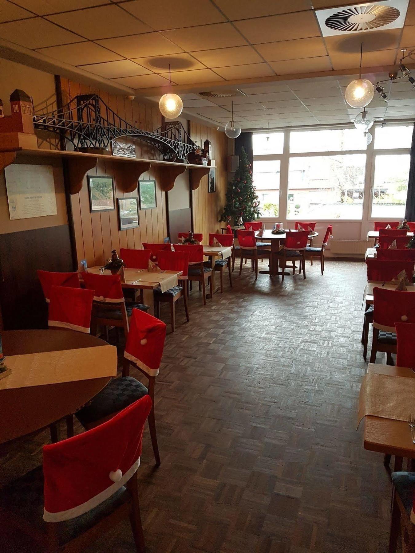 Hotel-Restaurant Zum Knurrhahn 沃斯拉普 外观 照片